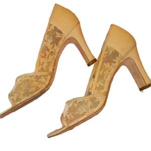 Women's Ann Marino Vintage Lace‎ Peeptoe Heels shoes Size 8